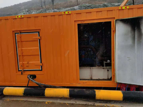 仁布发电车出租-应急柴油发电机组选什么样的比较好？