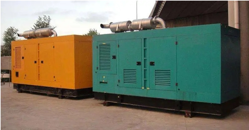 仁布如何根据实际负载情况选择合适功率的发电机组？