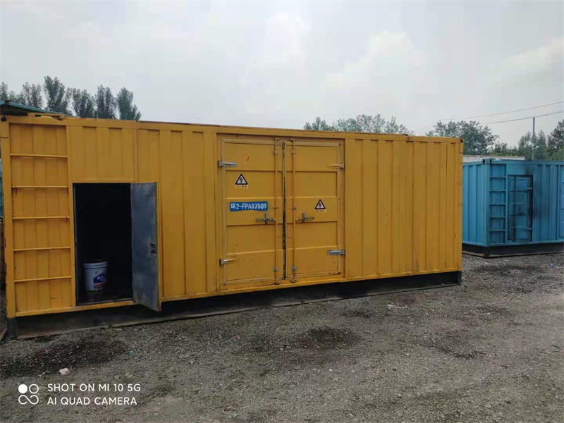 仁布200KW柴油发电机组需要配备什么型号的电缆线？