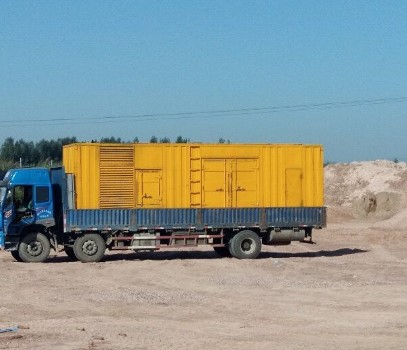 仁布发电机出租如何判断柴油发电机冷却液是否需要更换？