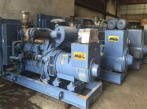 仁布柴油发电机如何测试电流大小？