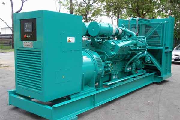 仁布柴油发电机组电压不稳定怎样维修？